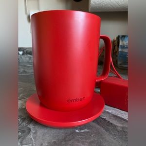 Ember Smart Temperature Controlled Mug & Sliding Lid